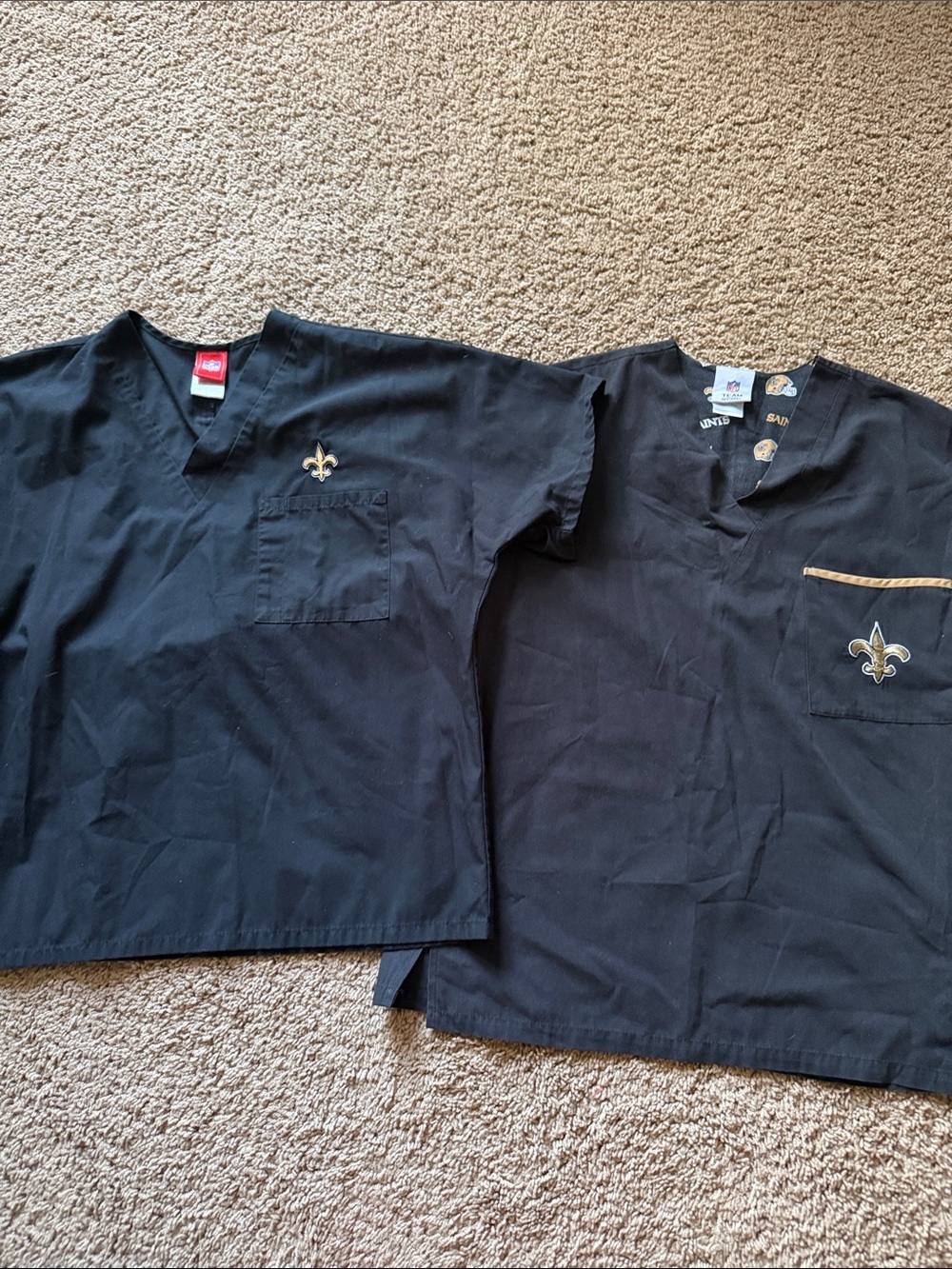 NFL Saints scrub tops sz S (lot of 2)